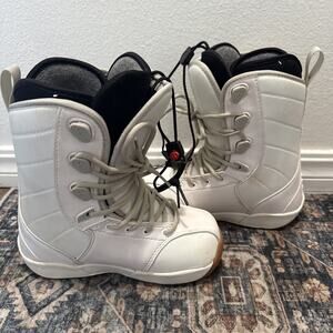 Nitro SCION Womens Snowboard Boots White Sz 7 Or 38 Nice